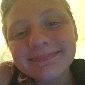 Meet your Posher, Adriana